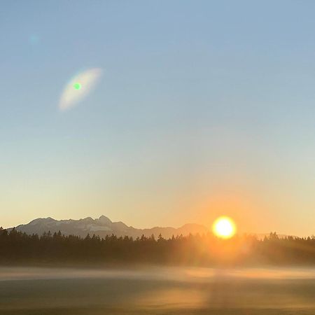 Chiemgau-Loft Zwischen Seenzauber Und Gipfelglueck Riedering Dış mekan fotoğraf